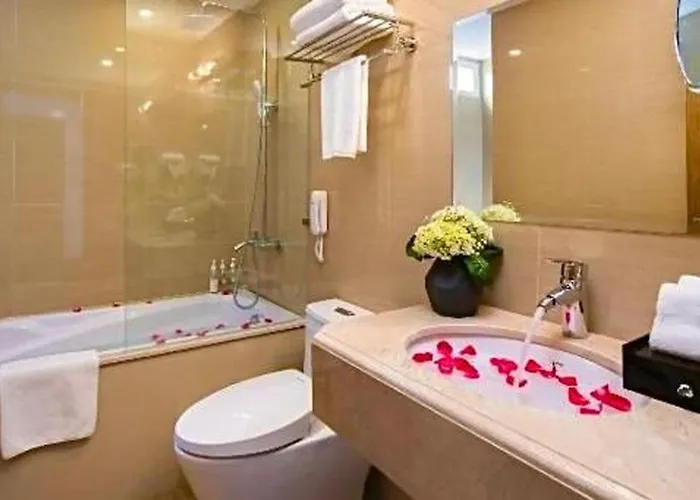Hanoi Paon Hotel Spa & Sky Bar